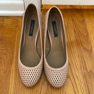 Ann Taylor blush perfect heels 7.5